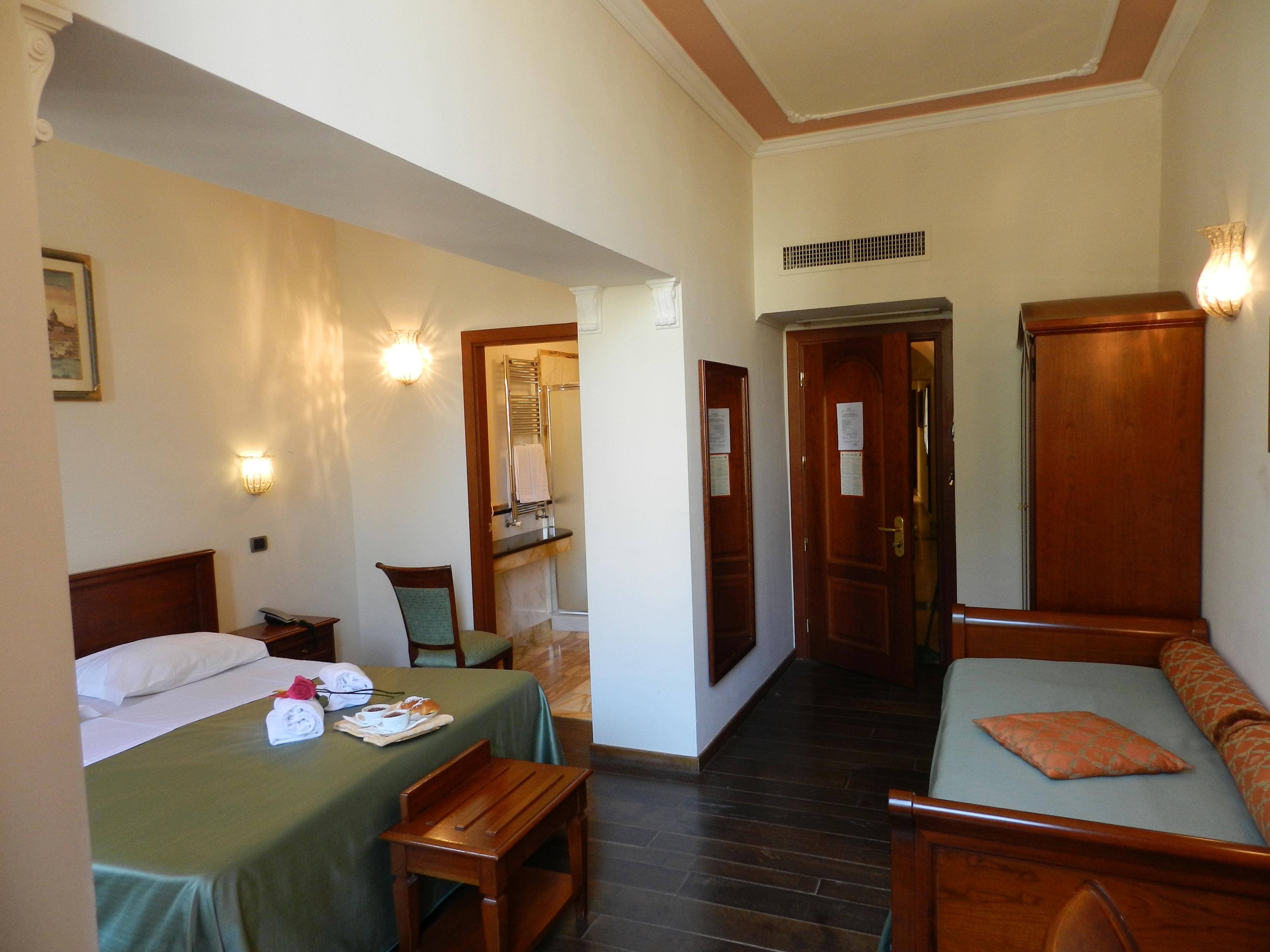 Domus Florentiae Hotel Florence Ngoại thất bức ảnh