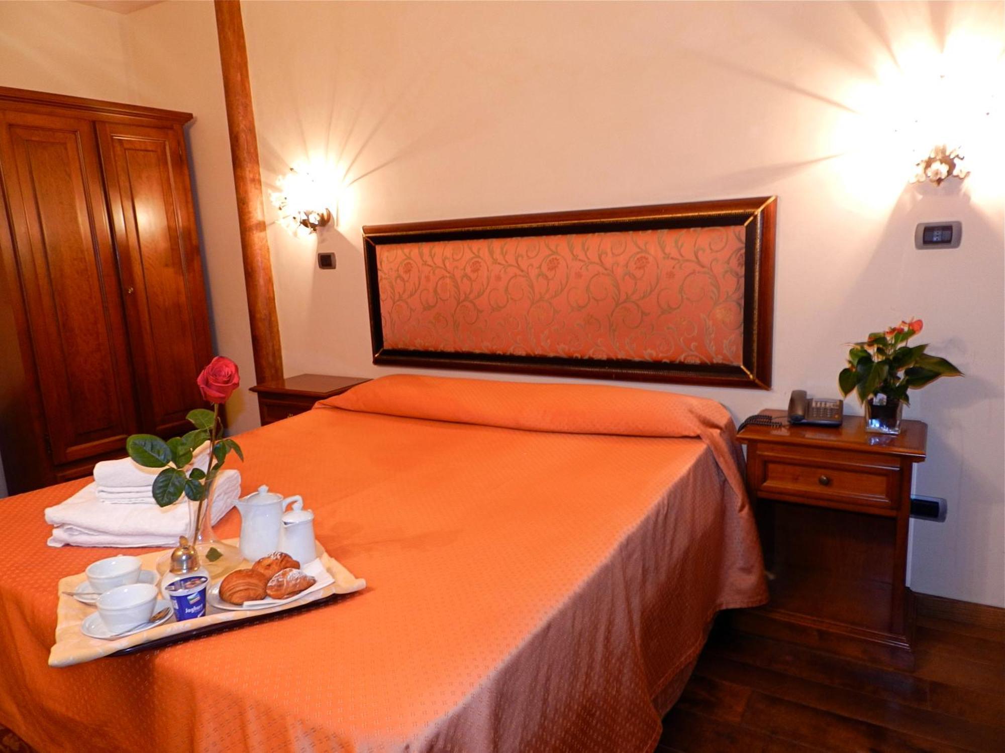 Domus Florentiae Hotel Florence Ngoại thất bức ảnh