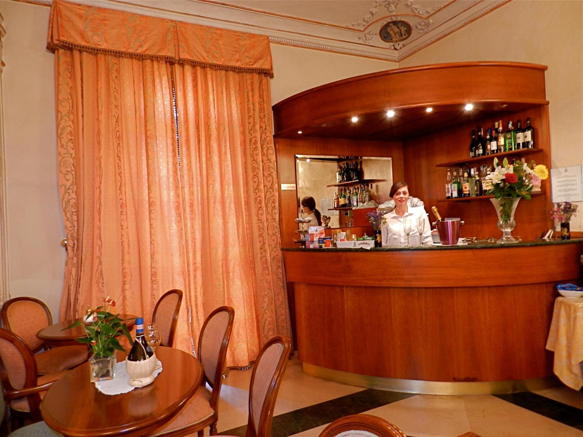 Domus Florentiae Hotel Florence Ngoại thất bức ảnh