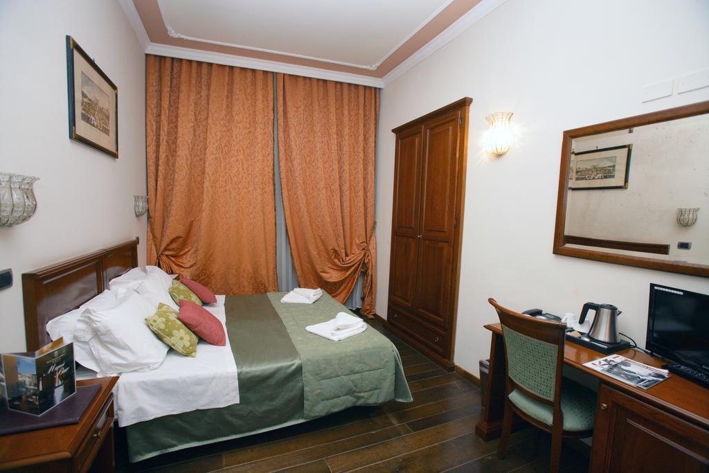 Domus Florentiae Hotel Florence Ngoại thất bức ảnh